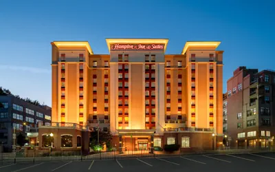 Hampton Inn & Suites Albany-Downtown
