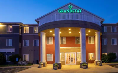 Photo 2 - GrandStay Hotel & Suites