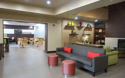 Photo 3 - Country Inn & Suites by Radisson, Gainesville, FL