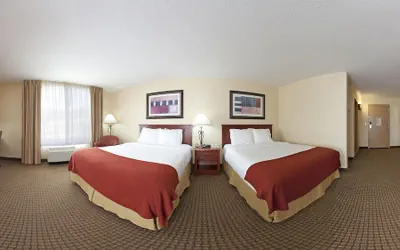 Photo 5 - Holiday Inn Express and Suites Greenville by IHG