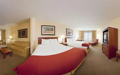 Photo 4 - Holiday Inn Express and Suites Greenville by IHG