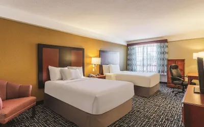Photo 5 - La Quinta Inn & Suites by Wyndham Deming