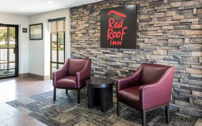 Photo 3 - Red Roof Inn Dandridge