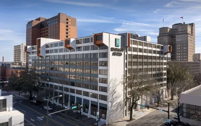 Photo 2 - Embassy Suites Hotel Winston-Salem