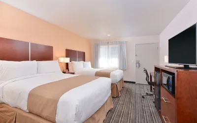 Photo 3 - Rodeway Inn