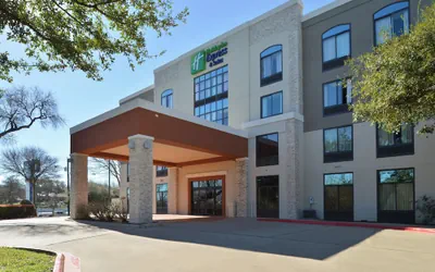 Photo 2 - Holiday Inn Express & Suites Austin North Central by IHG