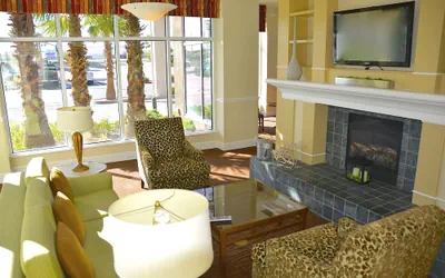 Photo 4 - Hilton Garden Inn Victorville