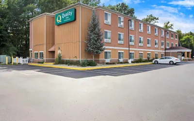 Photo 2 - Quality Inn Near Interstate I94
