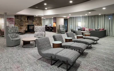 Photo 3 - Courtyard by Marriott West Orange