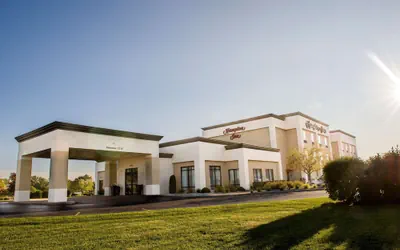 Photo 2 - Hampton Inn Plover/Stevens Point