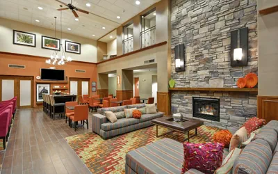 Photo 3 - Hampton Inn & Suites Yuma