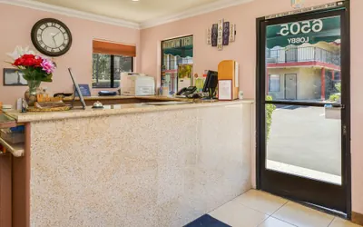 Photo 3 - Atascadero Inn