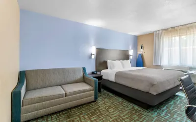 Photo 2 - Quality Inn Johnstown