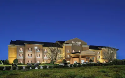 Photo 2 - Fairfield Inn & Suites by Marriott Birmingham Fultondale/I65