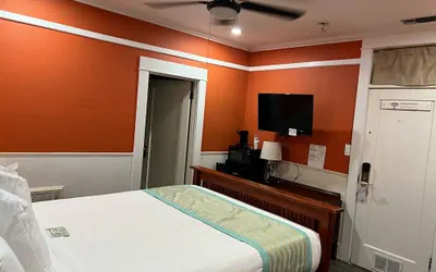 Photo 5 - Americas Best Value Inn & Suites Royal Carriage