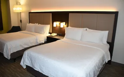 Photo 3 - Holiday Inn Express & Suites Evanston by IHG