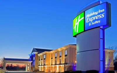 Holiday Inn Express Suites Clifton Park by IHG
