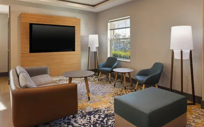 Photo 2 - TownePlace Suites by Marriott Ontario Airport