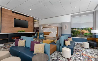 Photo 3 - Hilton Garden Inn Buffalo Airport