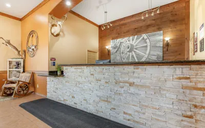 Photo 3 - Best Western Windwood Inn & Suites