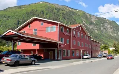 Juneau Hotel