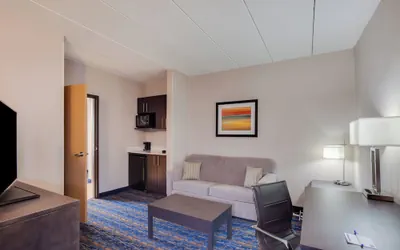 Photo 2 - Holiday Inn Express I-95 Capitol Beltway-Largo by IHG