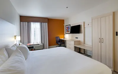 Photo 4 - Holiday Inn Express Lexington by IHG