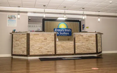 Photo 4 - Days Inn and Suites by Wyndham Hammond, IN