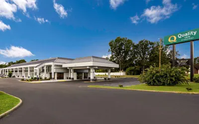 Photo 2 - Quality Inn Emporia