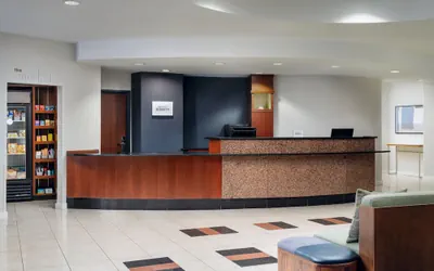 Photo 5 - Courtyard by Marriott Kingston