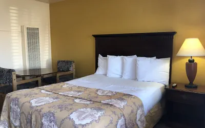 Photo 5 - Blue Seal Inn