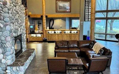Photo 4 - River Lodge and Cabins