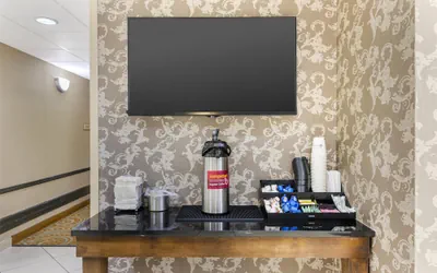 Photo 5 - Best Western Plus Richmond Hill Inn