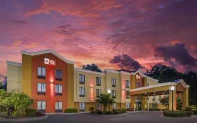 Photo 2 - Best Western Plus Richmond Hill Inn