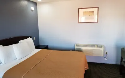 Photo 4 - Travelodge by Wyndham Barstow