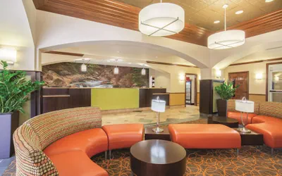 Photo 5 - La Quinta Inn & Suites by Wyndham Bentonville
