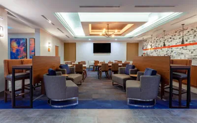 Photo 5 - Sleep Inn & Suites St Petersburg Gateway