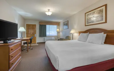 Photo 2 - SureStay Hotel By Best Western Leesville