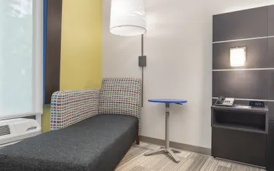 Photo 3 - Holiday Inn Express & Suites Hardeeville - Hilton Head by IHG