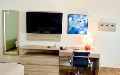 Photo 5 - Quality Inn & Suites Victoria South