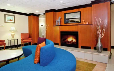 Photo 3 - Fairfield Inn & Suites by Marriott Fairfield Napa Valley