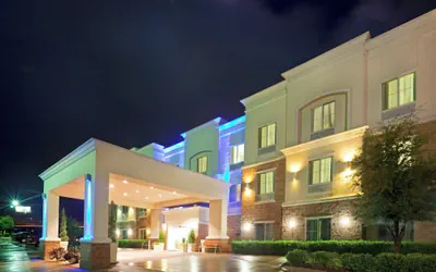 Photo 2 - Holiday Inn Express Hotel & Suites Decatur by IHG