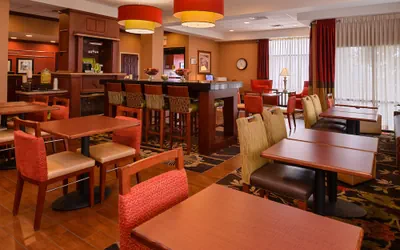 Photo 4 - Hampton Inn by Hilton Litchfield