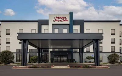 Photo 2 - Hampton Inn & Suites Dayton - Vandalia