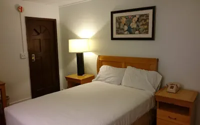 Photo 3 - Greenview Inn Riverhead