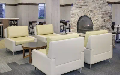 Holiday Inn Express & Suites Riverhead - Long Island by IHG