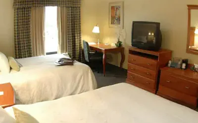 Photo 4 - Hampton Inn Jacksonville