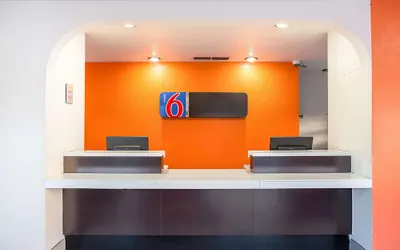 Photo 3 - Motel 6 Wenatchee, WA