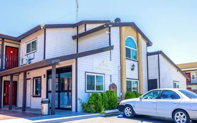 Photo 2 - Hotel Avenida Victorville I 15