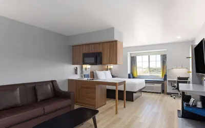 Photo 2 - Microtel Inn & Suites by Wyndham Tracy